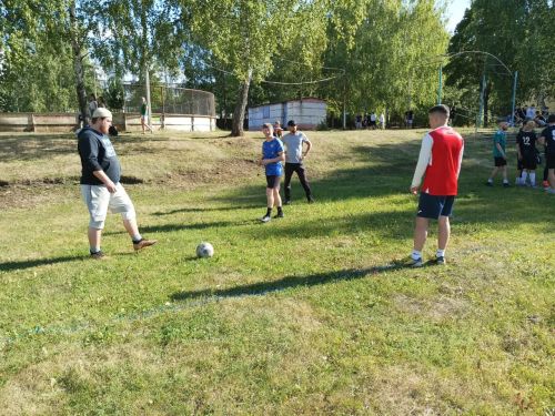 Футбольный турнир: награды в копилку
