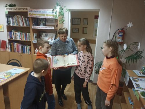 Юные читатели узнали, как отмечали Сочельник, Рождество и Святки на Руси