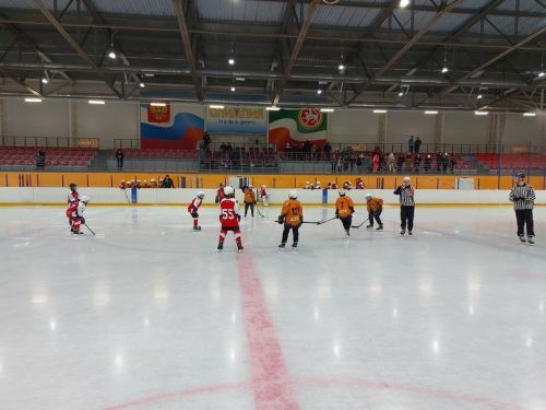 В ледовом дворце «Олимпия» прошло Первенство РТ по хоккею