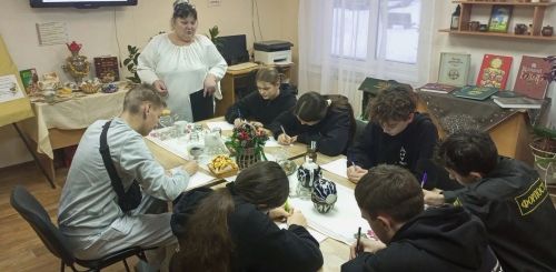 Отряд «Форпост» Камских Полян узнал об истории возникновения Международного дня чая