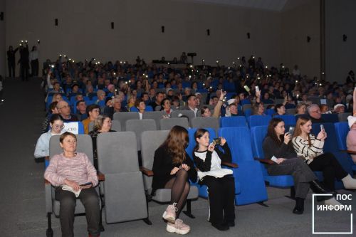 Для жителей Камских Полянах состоялся новогодний концерт