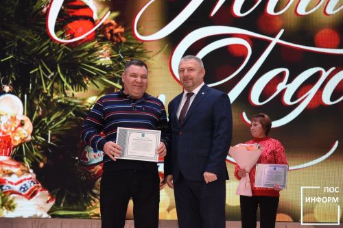 Для жителей Камских Полянах состоялся новогодний концерт