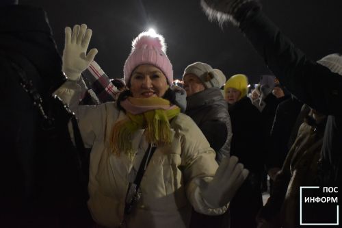 В Камских Полянах зажглась главная ёлка