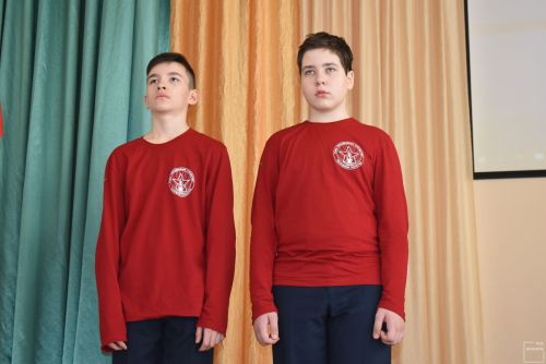 Для школьников выступили участники агитпохода «Марш Памяти»