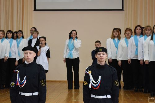 В школе № 1 прошла встреча с героем России
