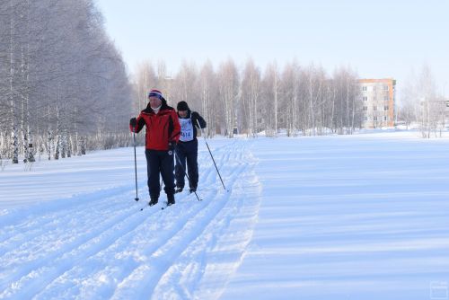 Жители Камских Полян приняли участие в массовом забеге по лыжным гонкам «Лыжня Камских Полян — 2024» (Фоторепортаж)