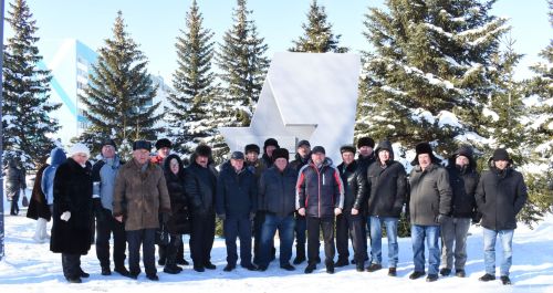 Жители Камских Полян почтили память воинов-интернационалистов