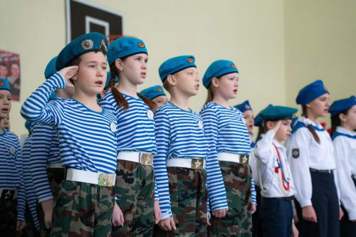 В школе № 1 прошел зональный этап смотра-конкурса строя и песни