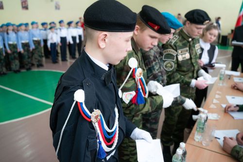 В школе № 1 прошел зональный этап смотра-конкурса строя и песни