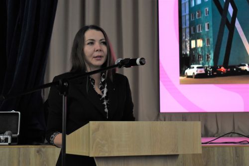 В Камских Полянах прошла встреча управляющей компании с населением
