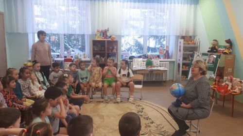 Для воспитанников детского сада «Золотая рыбка» провели День родного языка