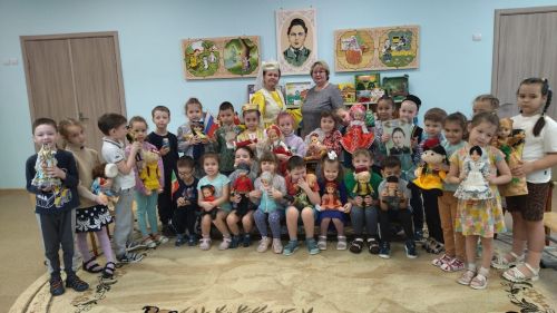 Для воспитанников детского сада «Золотая рыбка» провели День родного языка