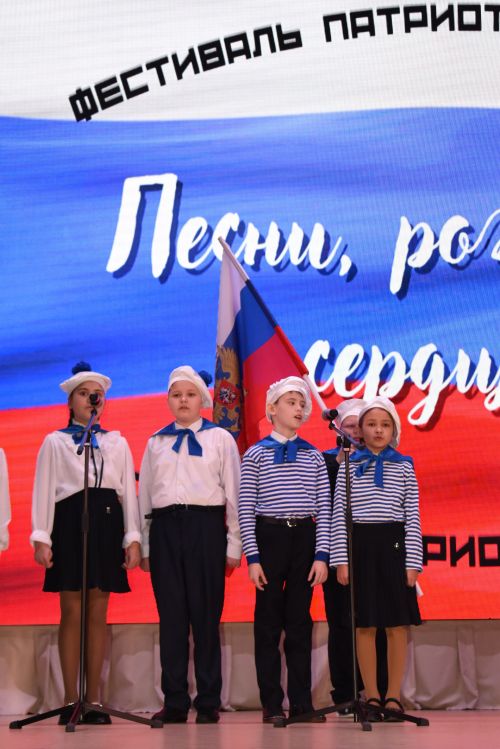 В Камских Полянах прошёл фестиваль патриотической песни