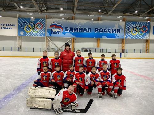 В ледовом дворце Олимпия прошла заключительная игра этого сезона
