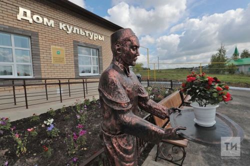 Переехавшие в села работники культуры смогут получить до 2 млн рублей