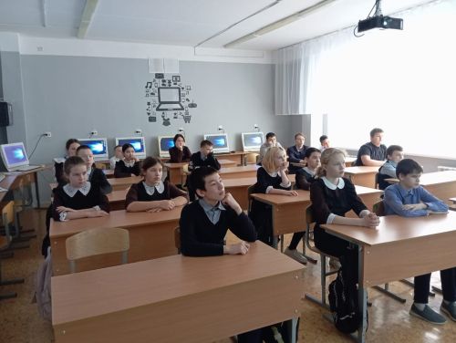 В камполянской школе № 1 состоялось занятие курса внеурочной деятельности «Россия — мои горизонты»
