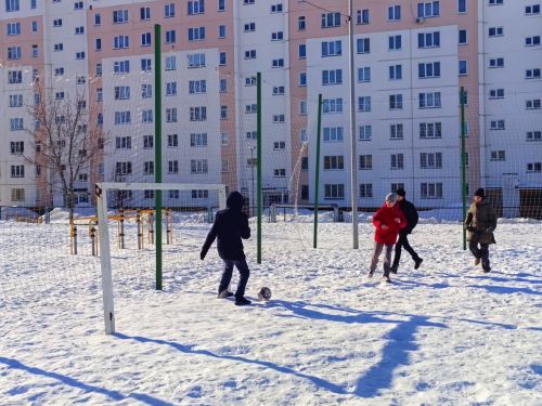 Ученики камполянской школы № 2 приняли участие в весёлых стартах