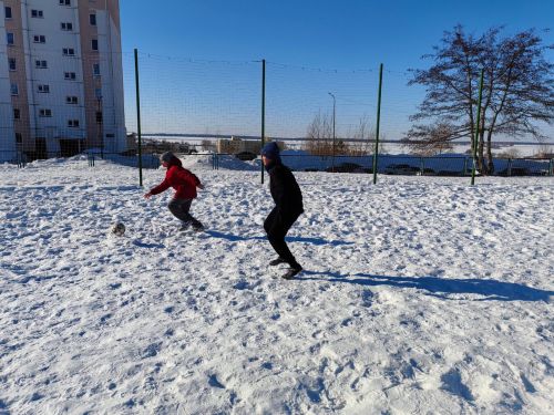 Ученики камполянской школы № 2 приняли участие в весёлых стартах