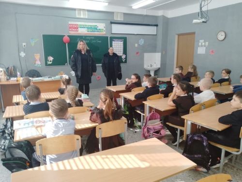 В школе № 1 прошло занятие «Как найти свое место в обществе»