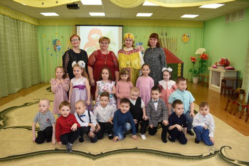 В детском саду «Золотая Рыбка» прошёл утренник к 8 марта