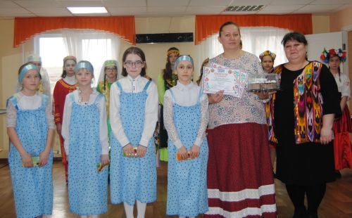 Человек семьею крепок!