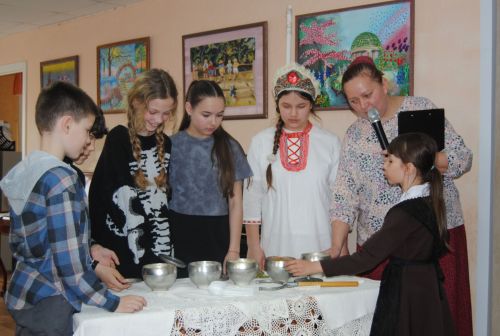 Человек семьею крепок!