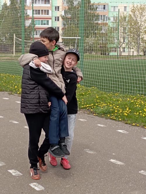На стадионе камполянской школы №2 прошло спортивное туристическое мероприятие