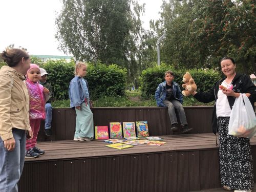 В сквере «Молодежный» прошел литературно-познавательный квиз