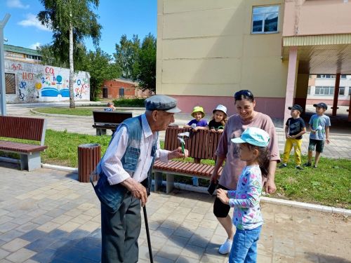 Воспитанники детского сада «Золотая рыбка» провели флэшмоб