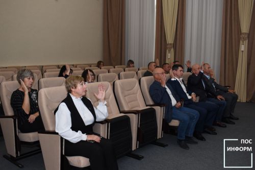 В исполнительном комитете прошла сессия депутатов совета муниципального образования