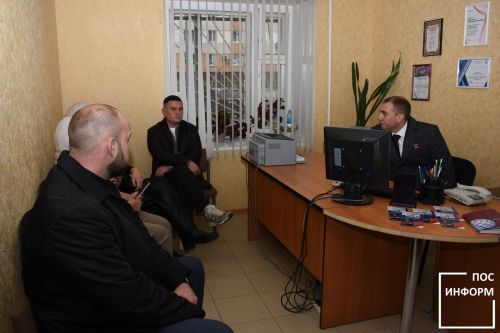 Депутаты встретились с жителями Камских Полян