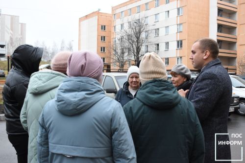 Депутаты встретились с жителями Камских Полян