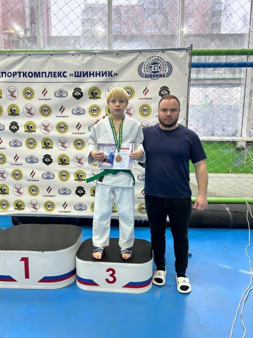 Спортсмен Камских Полян завоевал бронзу на Открытом турнире по дзюдо