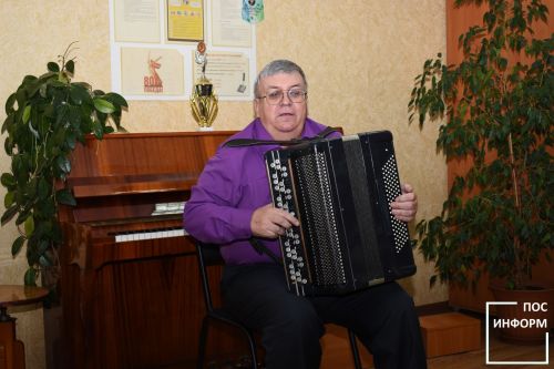 В детской музыкальной школе Камских Полян прошел концерт ко «Дню матери»