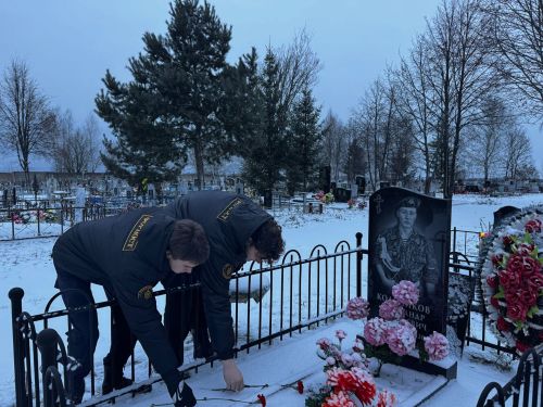 Чтобы помнили: отряд «Форпост» Камских Полян почтил память земляков‑героев