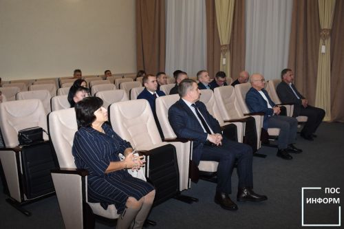 В исполнительном комитете Камских Полян прошла очередная сессия
