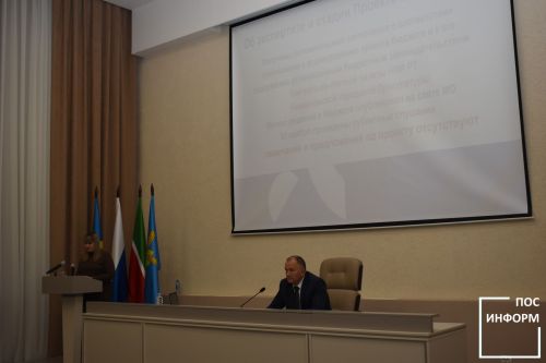 В исполнительном комитете Камских Полян прошла очередная сессия