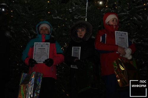 В Камских Полянах зажглась главная елка