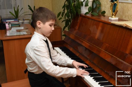В детской музыкальной школе Камских Полян прошел концерт «Доброе сердце»
