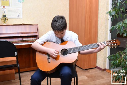 В детской музыкальной школе Камских Полян прошел концерт «Доброе сердце»