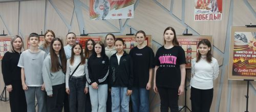 Юные активисты Камских Полян посетили музей молодёжного центра «Алан»