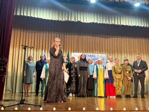 Поэты Камских Полян приняли участие в литературно-музыкальном вечере «Героями не рождаются»