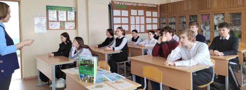 «Крым с Россией»: школьники Камских Полян изучили историю полуострова