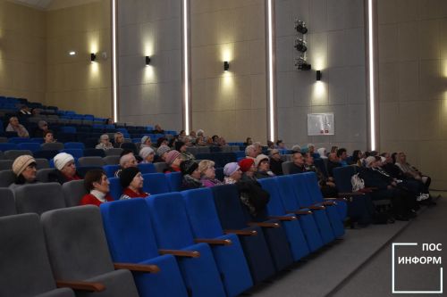Управляющая компания провела встречу с жителями Камских Полян