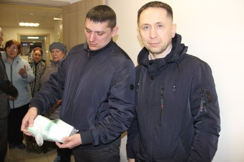 Жители Камских Полян отправили гуманитарную помощь на фронт
