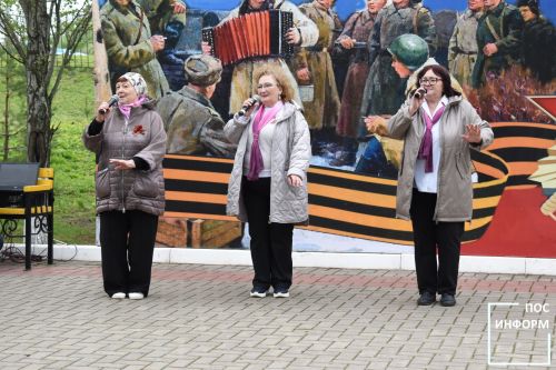 В День Победы для жителей Камских Полян организовали солдатский привал