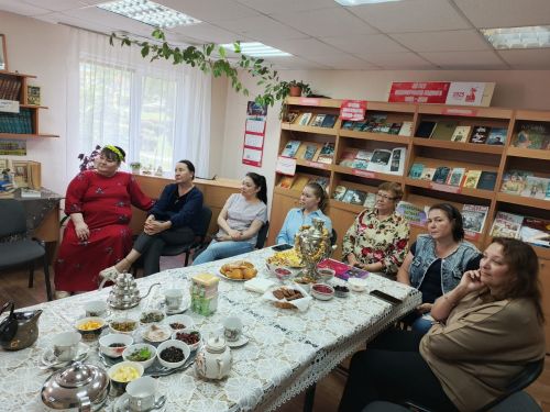 Еще чашечку чаю? Искусство чаепития в Камскополянской библиотеке