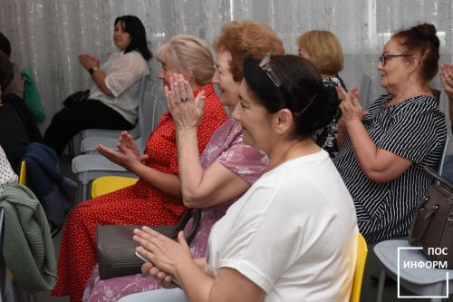 В Камских Полянах поздравили медицинских работников