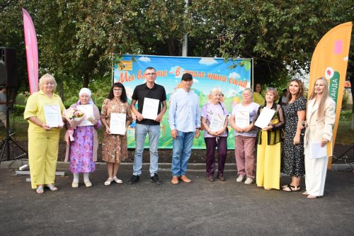 Праздник обновленного двора для жителей Камских Полян