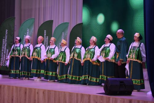 Яркий и летний фестиваль состоялся в Камских Полянах